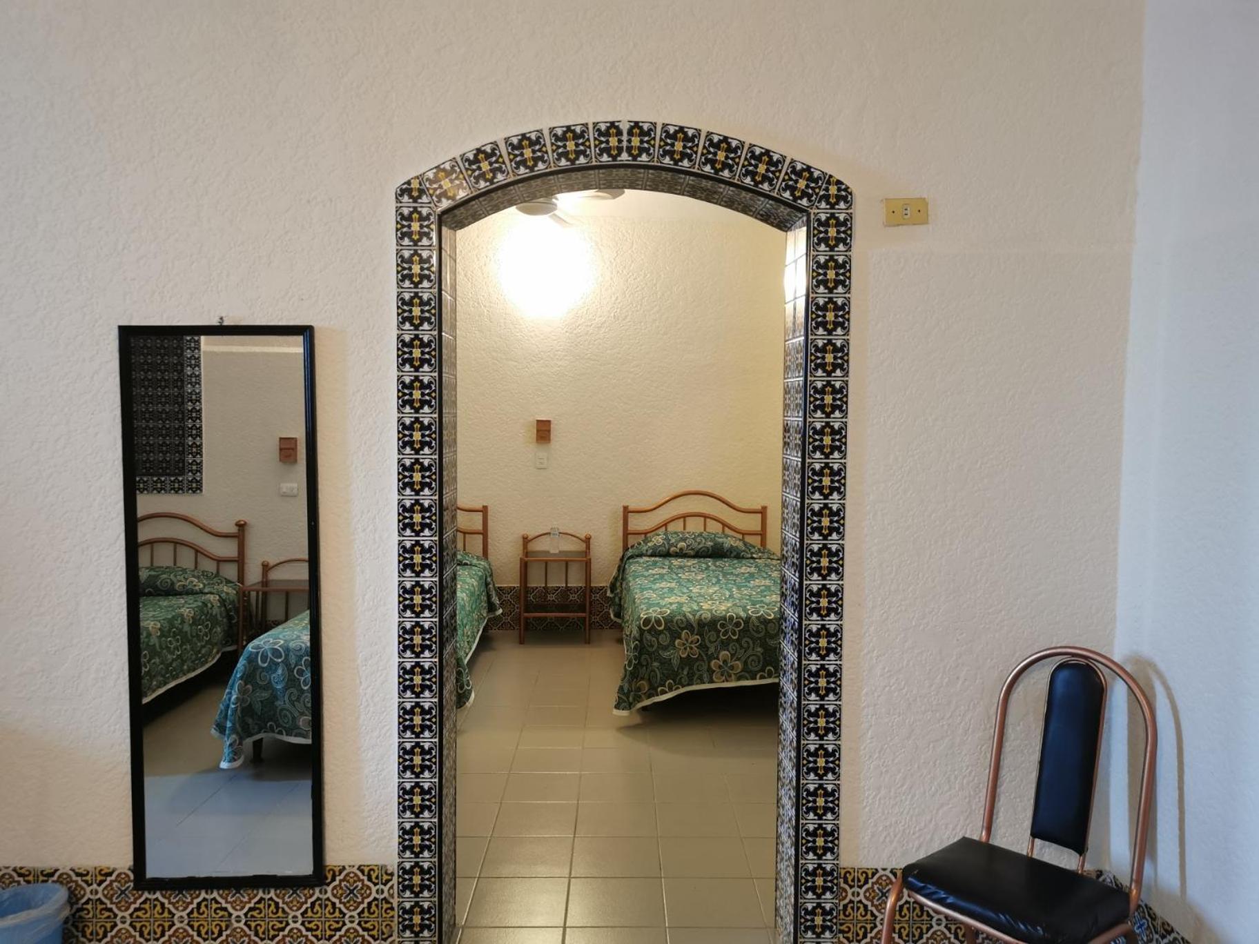 Hotel Limon คาลาปา ภายนอก รูปภาพ
