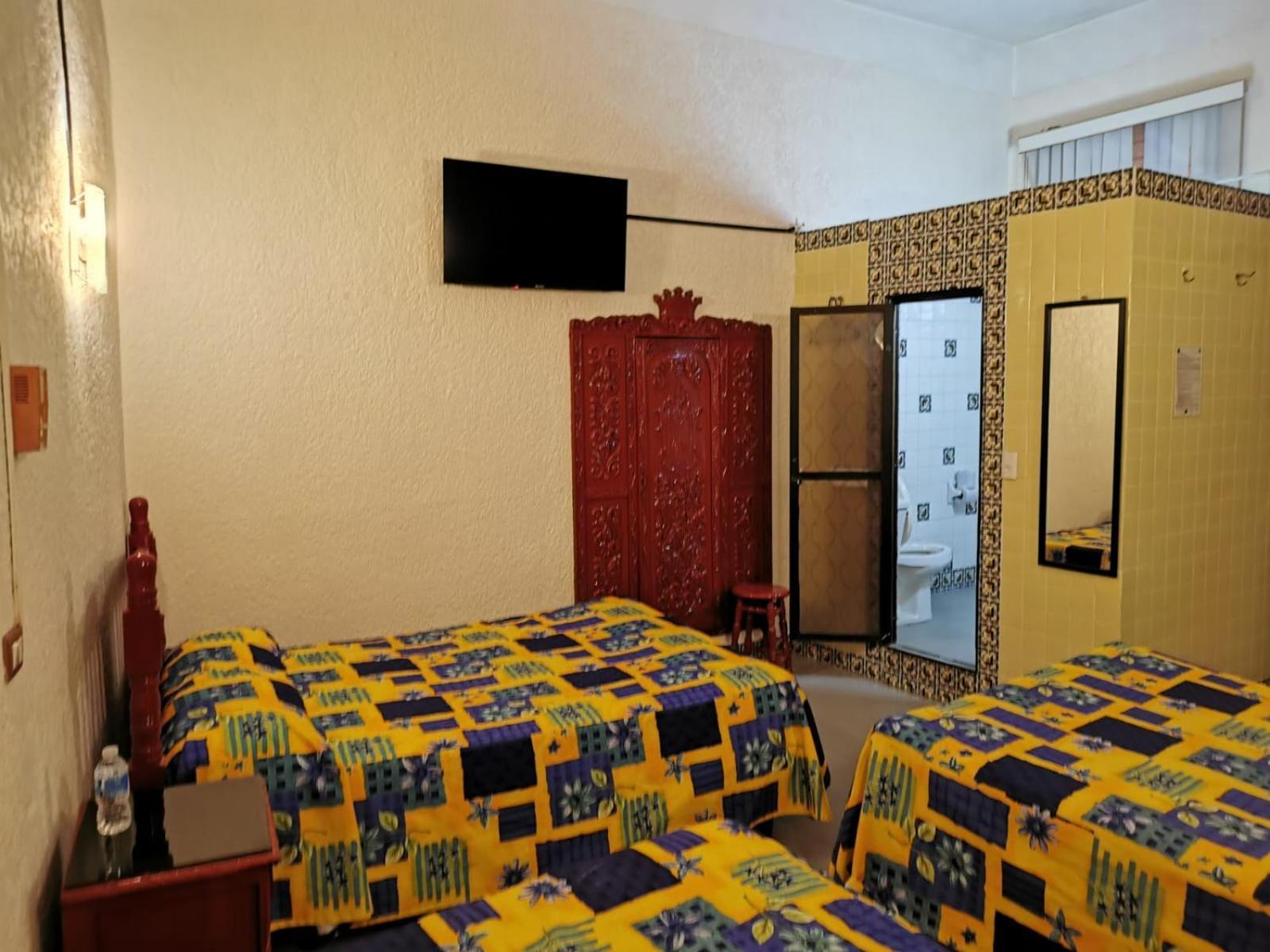 Hotel Limon คาลาปา ภายนอก รูปภาพ